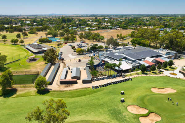 Golf course with putting green and clubhouse at Cobram Barooga Golf Course